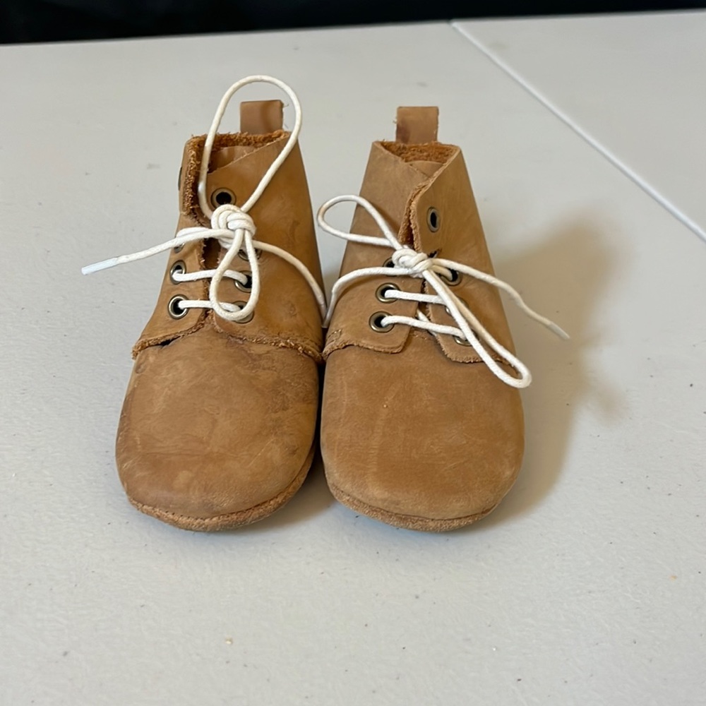 Camel Piper Finn size 4
